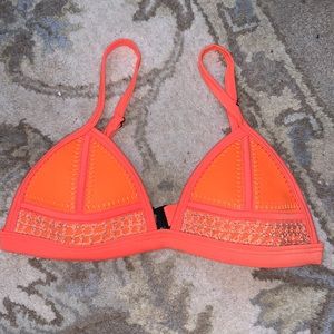 Triangl Bikini top